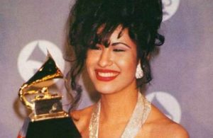 Selena Quintanilla: 5 tips de belleza que nos dejó la Reina del Tex-Mex