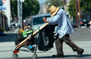Causa sensación en redes persona de la calle vive en lugar ordenado y limpio