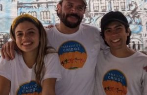 Hija de Héctor Parra vende tamales para pagar gastos legales de su papá