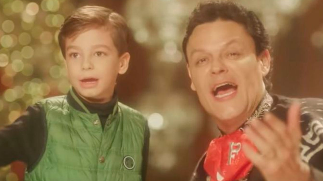 ¡Conmovedor! Pedro Fernández y su nieto de 7 años, cantan por primera vez juntos