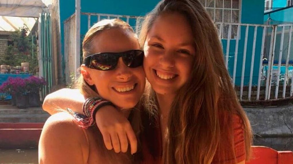 Citan a Alexa y Ginny Hoffman a declarar por el presunto delito de omisión