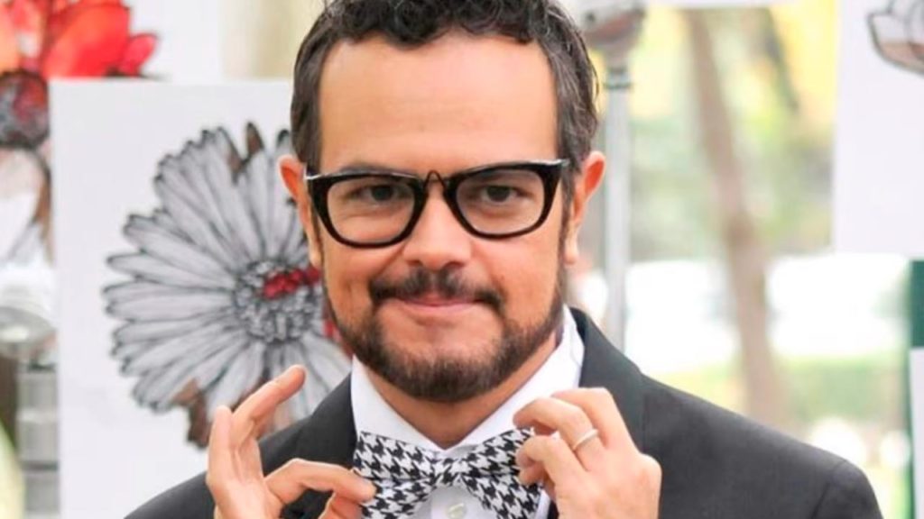Aleks Syntek confiesa por qué no le interesa grabar temas de Juan Gabriel