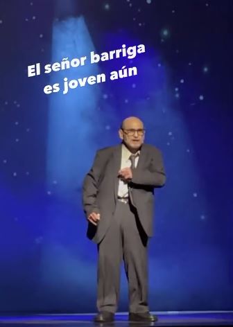 Edgar Vivar recibe cientos de halagos por trabajar en un circo
