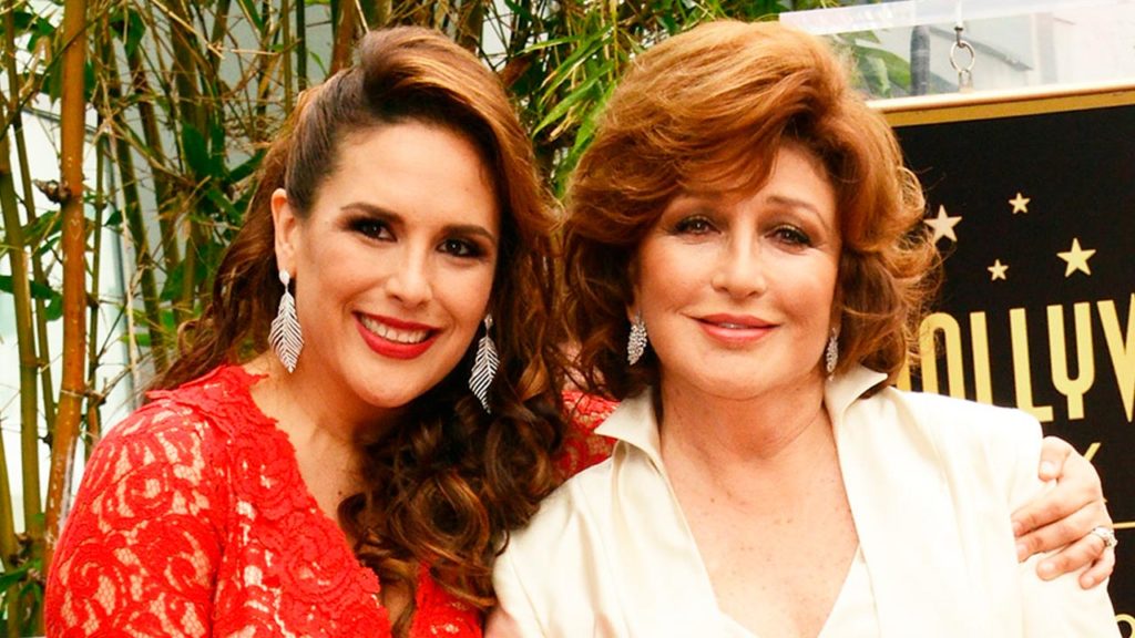 Angélica María sufrió una enfermedad que casi la deja sin vista