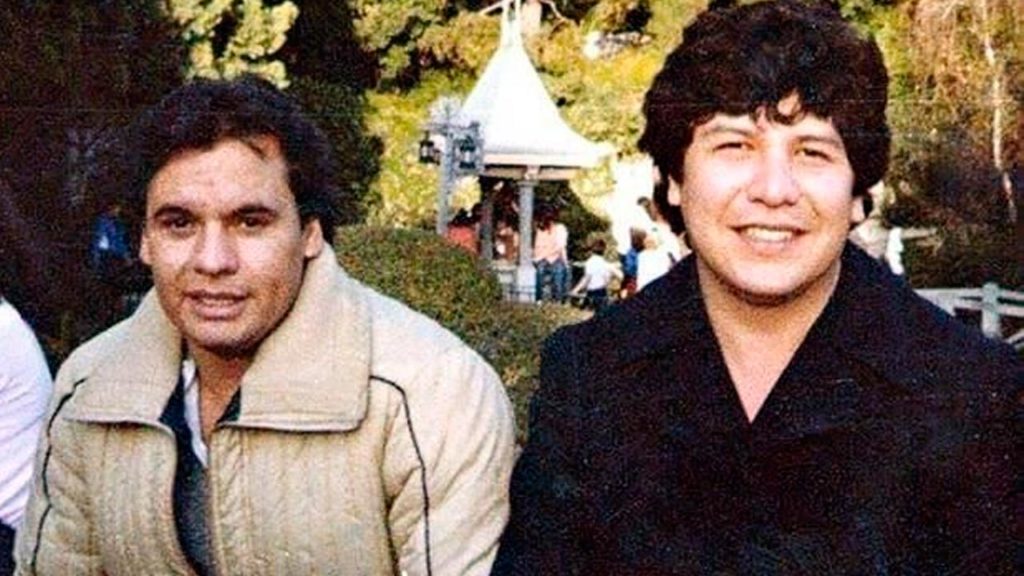 Joaquín Muñoz hace llamado a AMLO para que Juan Gabriel pueda "reaparecer"