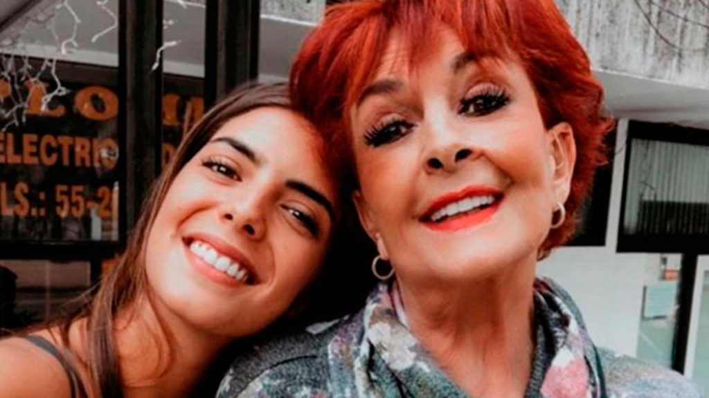 Talina Fernández abre su cuenta de Tinder a pesar de tener novio