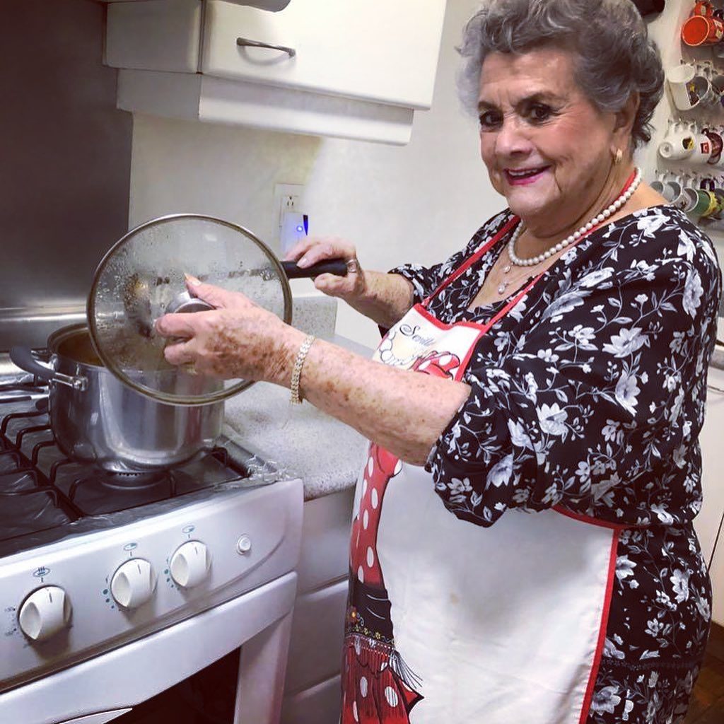 Queta Lavat lamenta que no haya trabajo para actores de su edad