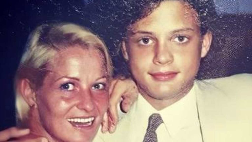 Luis Miguel y el regalo que Santa Claus nunca le trajo...