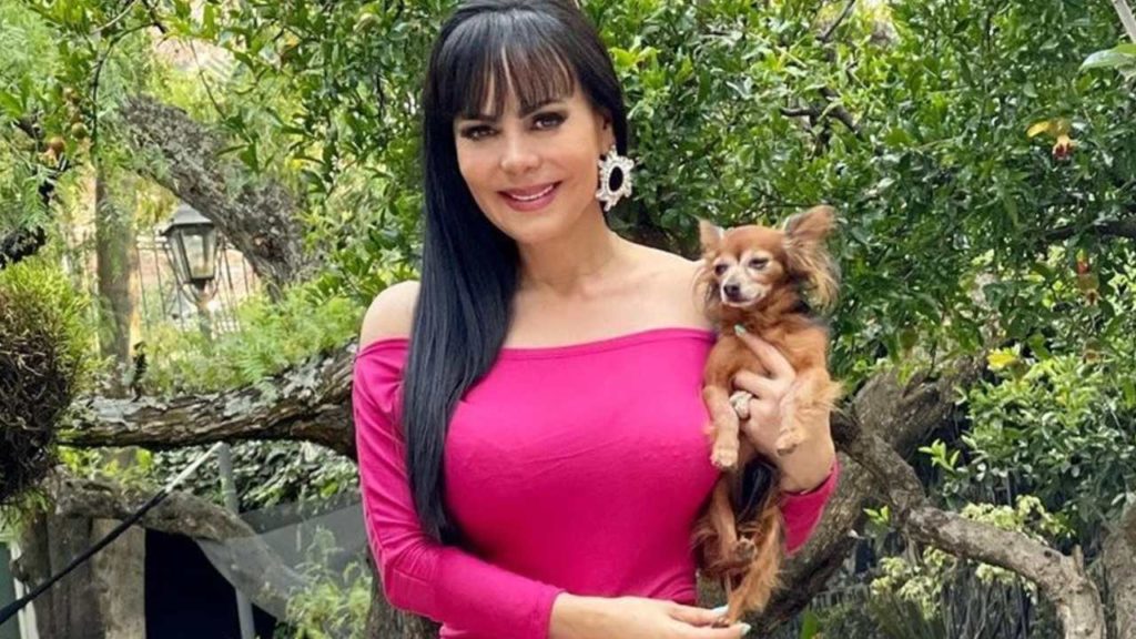 Maribel Guardia le entra a los "talk shows" con nuevo programa