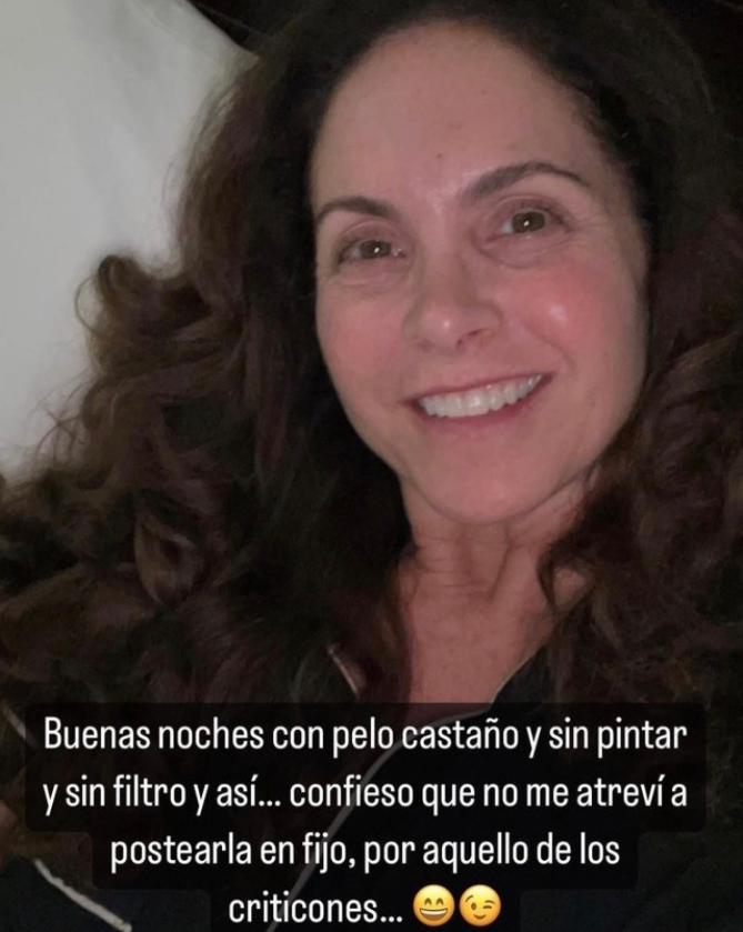Lucero recibe cientos de halagos por foto sin maquillaje