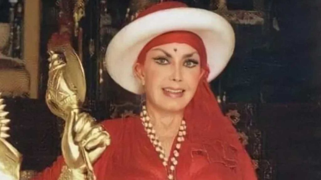 Consuelo Duval alza la mano para interpretar a Irma Serrano en caso de que se haga bioserie