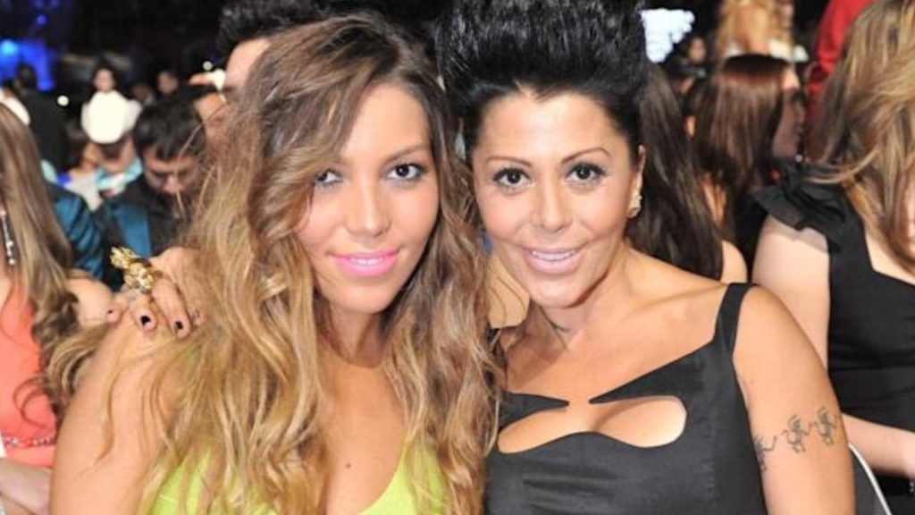 ¡Alejandra Guzmán buscará reconciliarse con Frida Sofía!