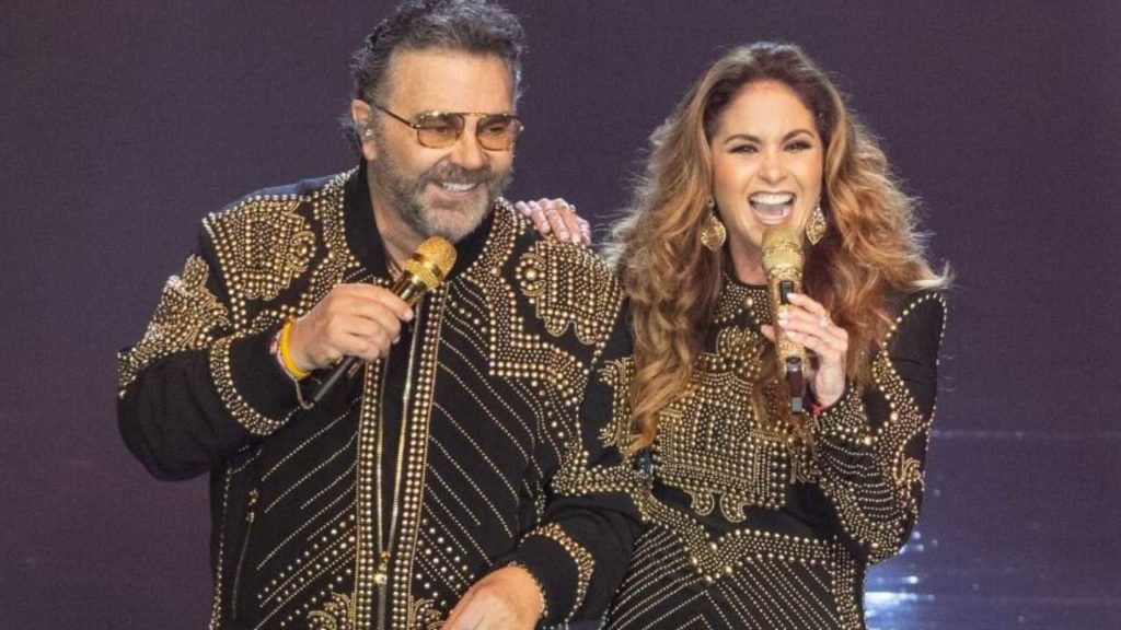 Lucero es agredida por fan en concierto y seguidores reaccionan