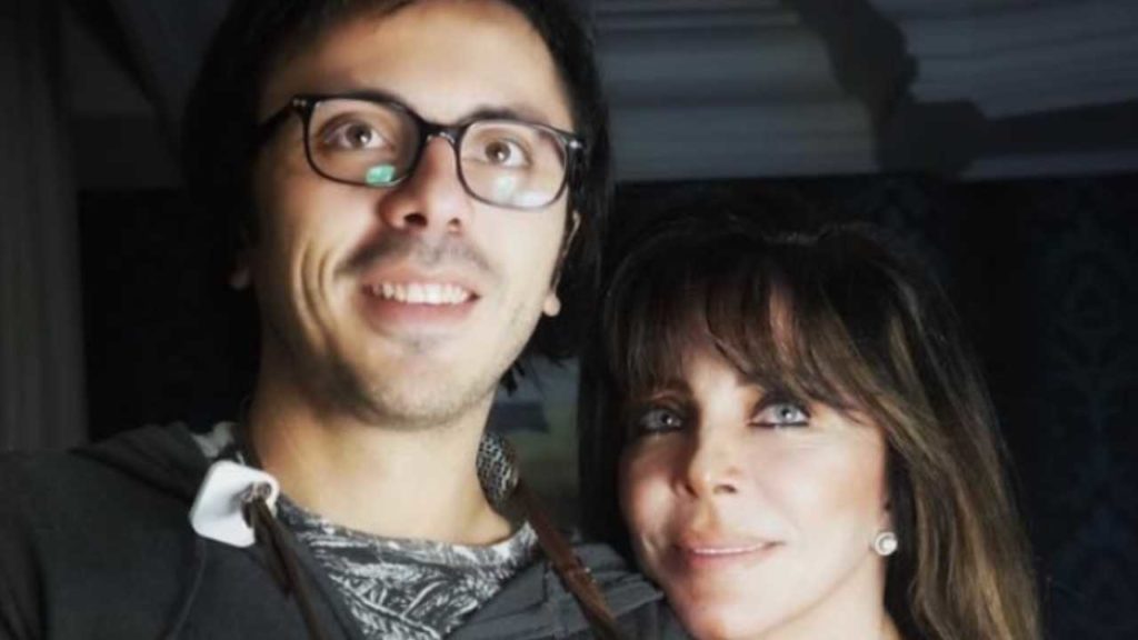 Verónica Castro se encuentra mal de su salud y su hijo Michelle lo confirmó