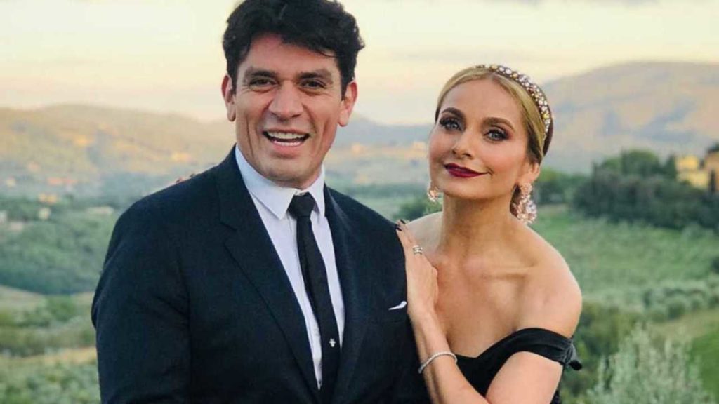 ¡Elizabeth Álvarez revela si se divorciará de Jorge Salinas!