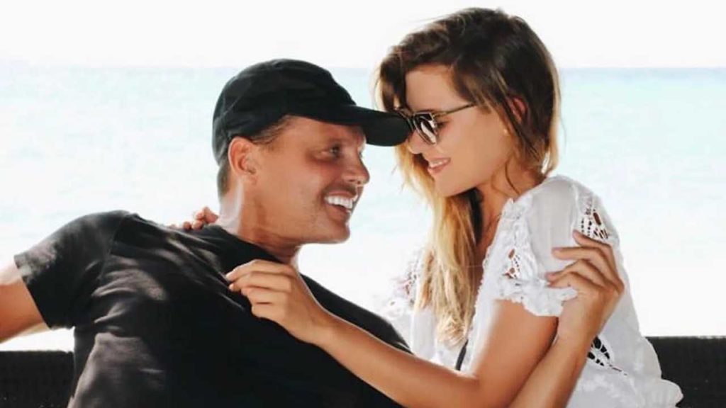 ¡Michelle Salas aclara si Luis Miguel y Silvia Pinal acudirán a su boda!