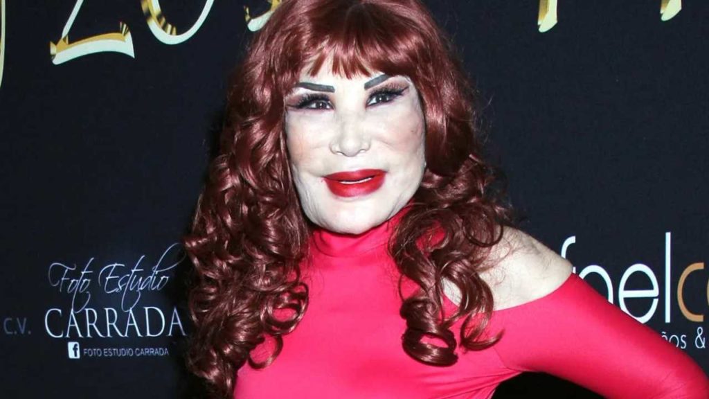 Lyn May critica a Peso Pluma: "No canta, no baila, no nada"