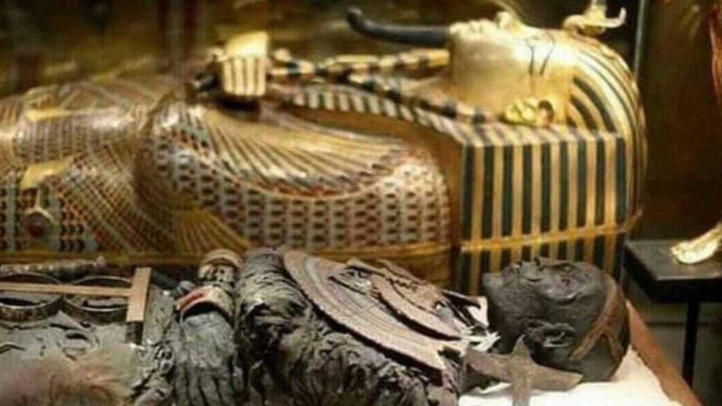 Efemeride 4 de diciembre