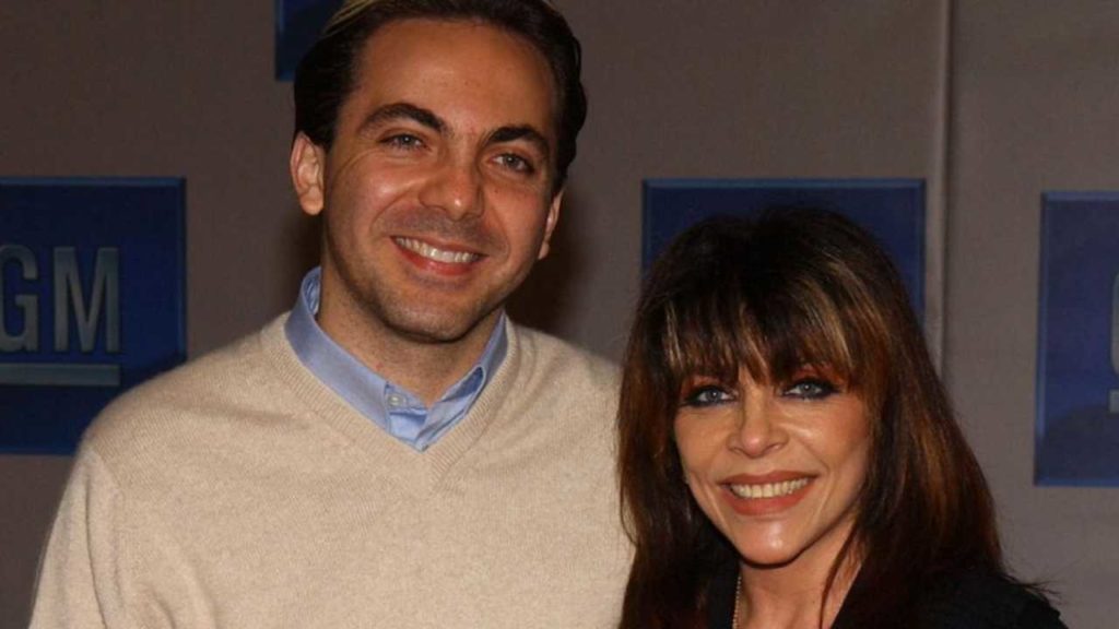Cristian Castro acusa a Verónica Castro de querer chantajearlo
