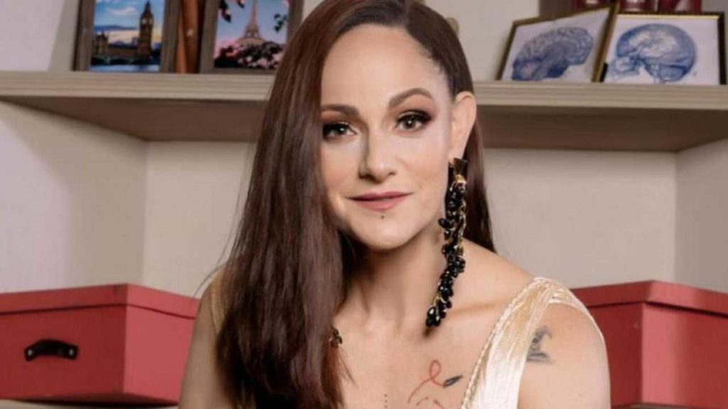 Lolita Cortés ingresará a quirófano tras complicaciones por la masectomía que le practicaron