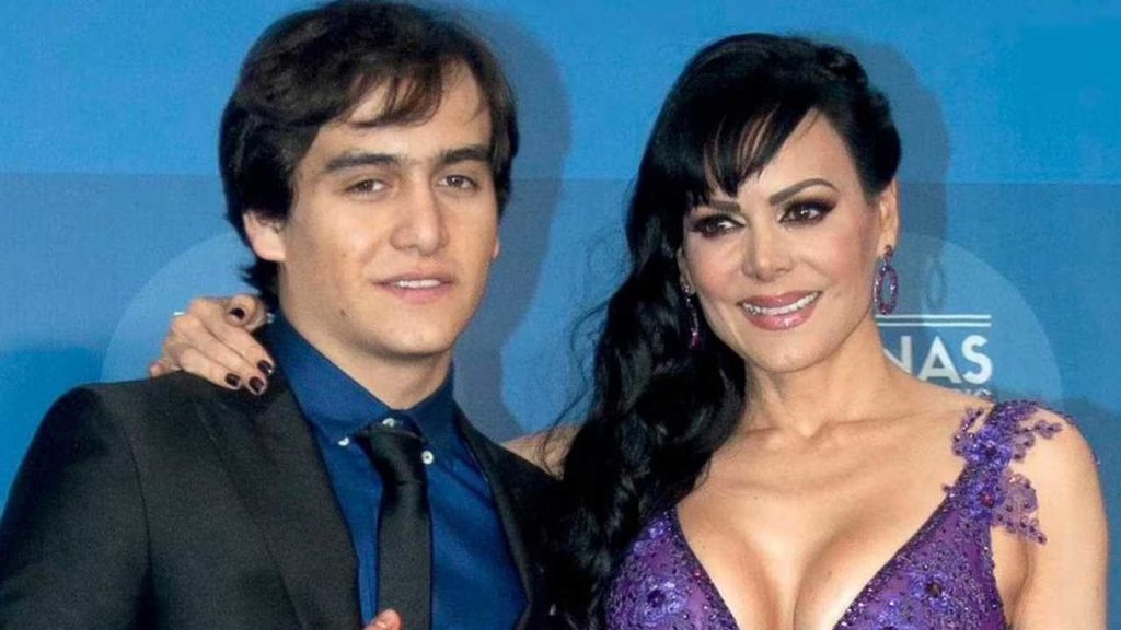 Maribel Guardia recuerda a Julián Figueroa en medio de su batalla legal por su nieto