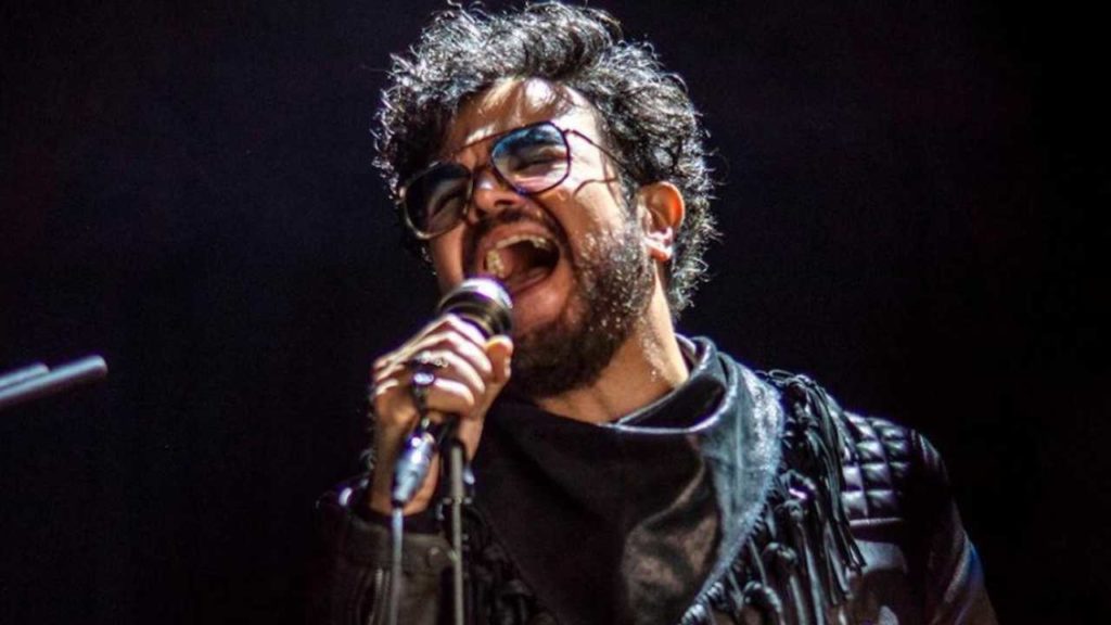 Aleks Syntek se lanza contra la música de banda y crea polémica en redes sociales