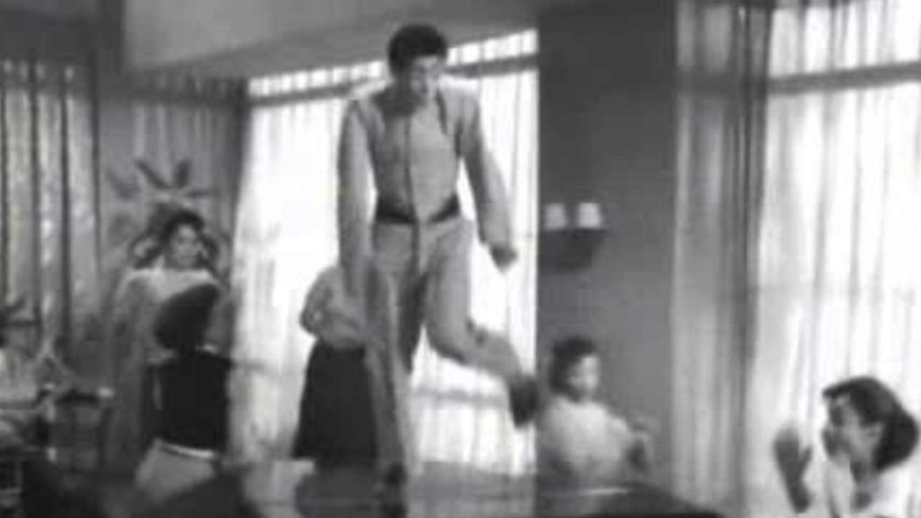 ¡Resortes, el verdadero Rey del Moonwalk! 25 años antes que Michael Jackson.