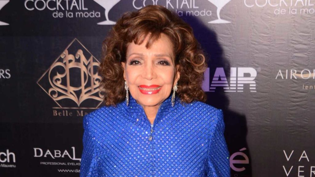 María Victoria reaparece en redes sociales y nos demuestra que la elegancia y la belleza no tienen edad