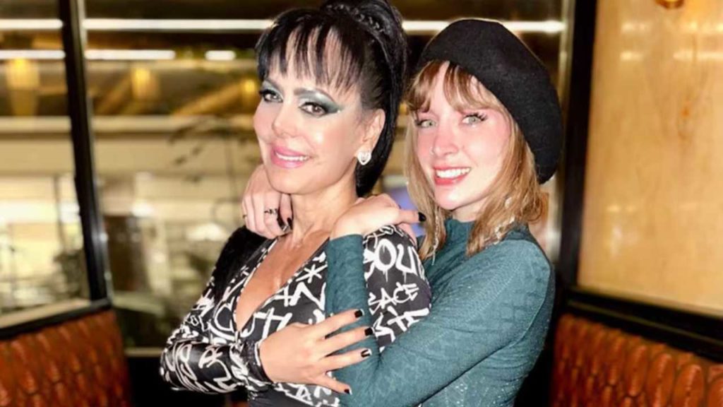 Tras denunciar a su nuera, Imelda Tuñón, Maribel Guardia recibe el apoyo de figuras como Yuri, Lorena Meritano y Mane de la Parra