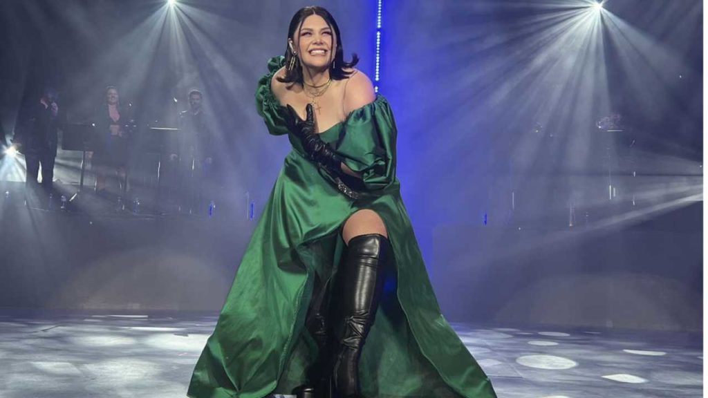 Yuridia reacciona al video viral de Lolita Cortés y reaviva la polémica entre ambas artistas.