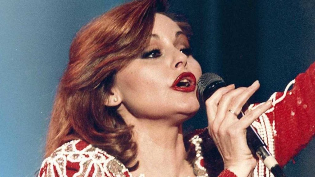 Edith Márquez rinde homenaje a Rocío Dúrcal con un nuevo álbum lleno de nostalgia