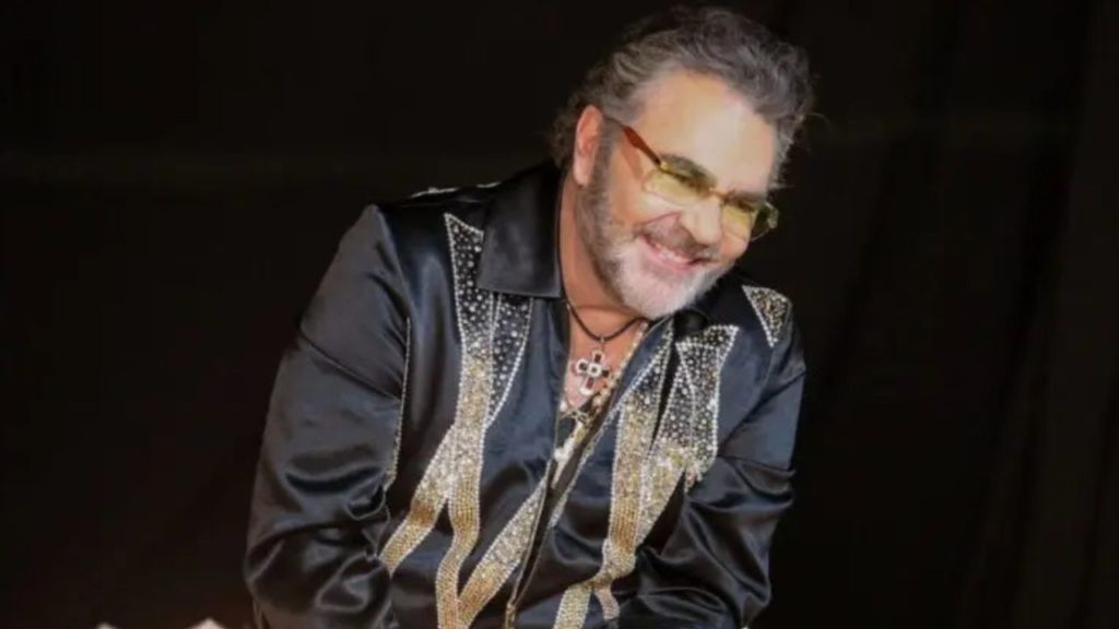 Mijares revela su deseo de tomarse un "tiempo libre" tras décadas de actividad musical ininterrumpida